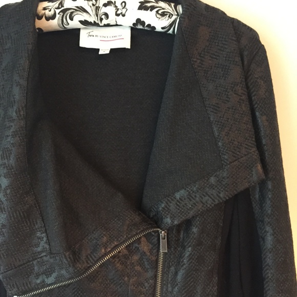 Two by Vince Camuto | Black Moto Jacket | Medium - Picture 4 of 7